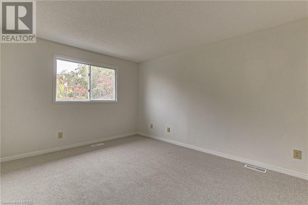 606 ROYAL BEECH Drive