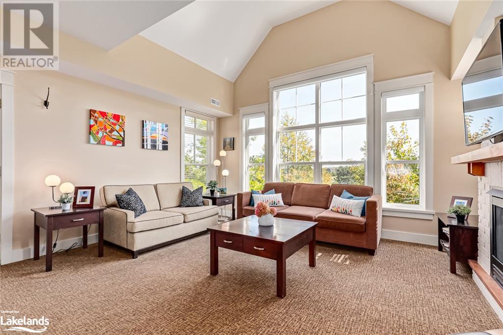 125 FAIRWAY Court Unit# 221