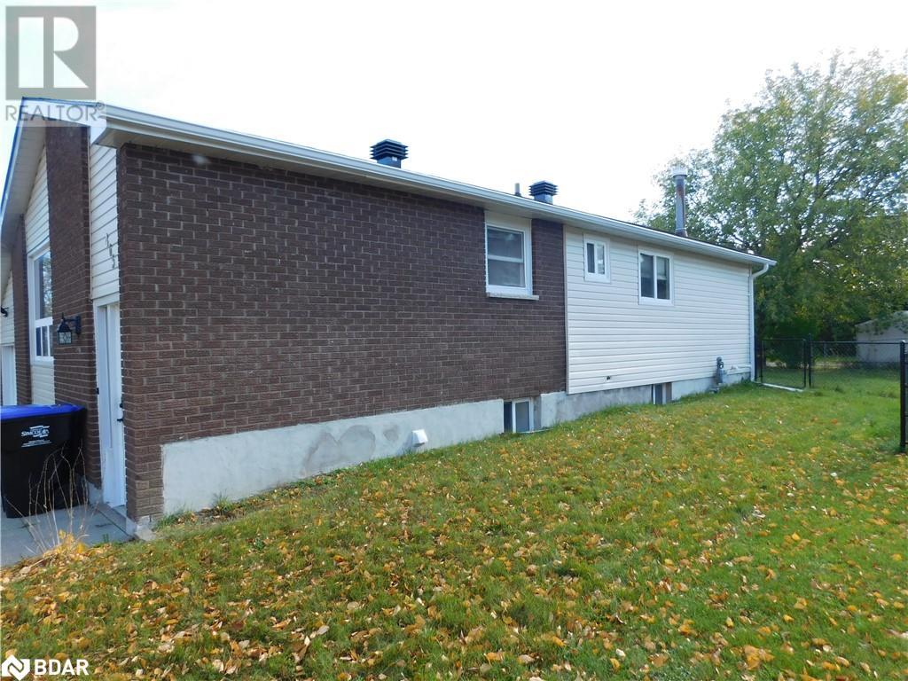 465 MCPHEE Boulevard
