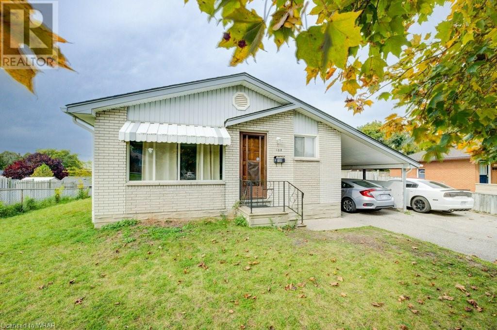 108 LAURIS Avenue