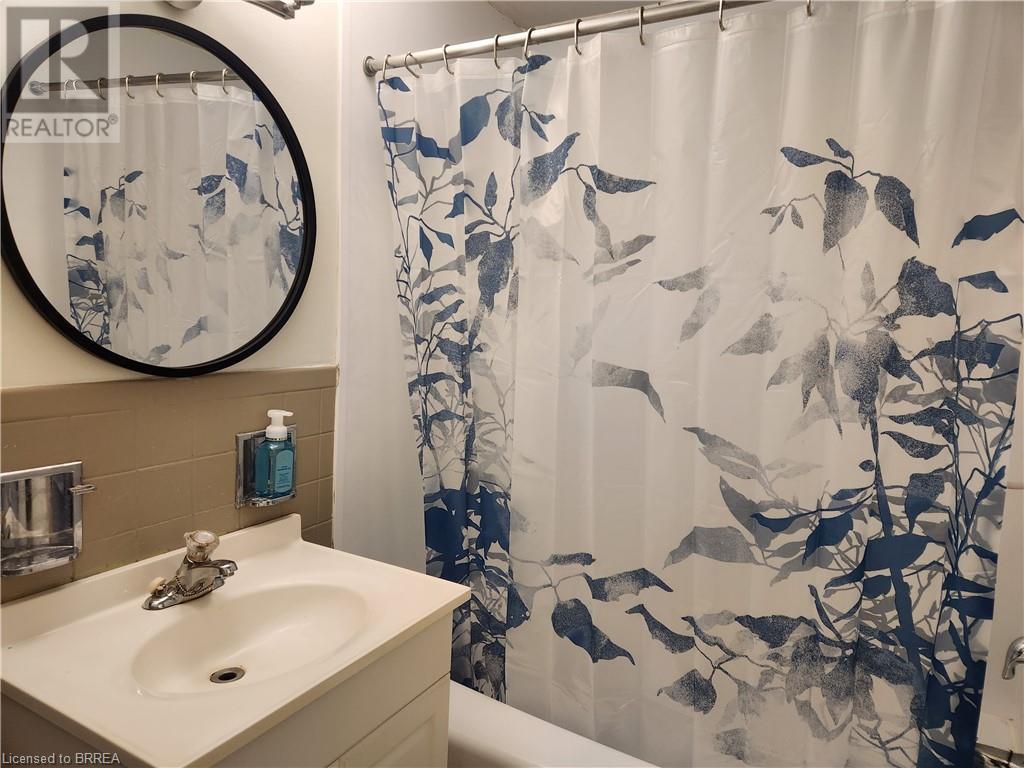 129 BALDWIN Avenue Unit# Lower