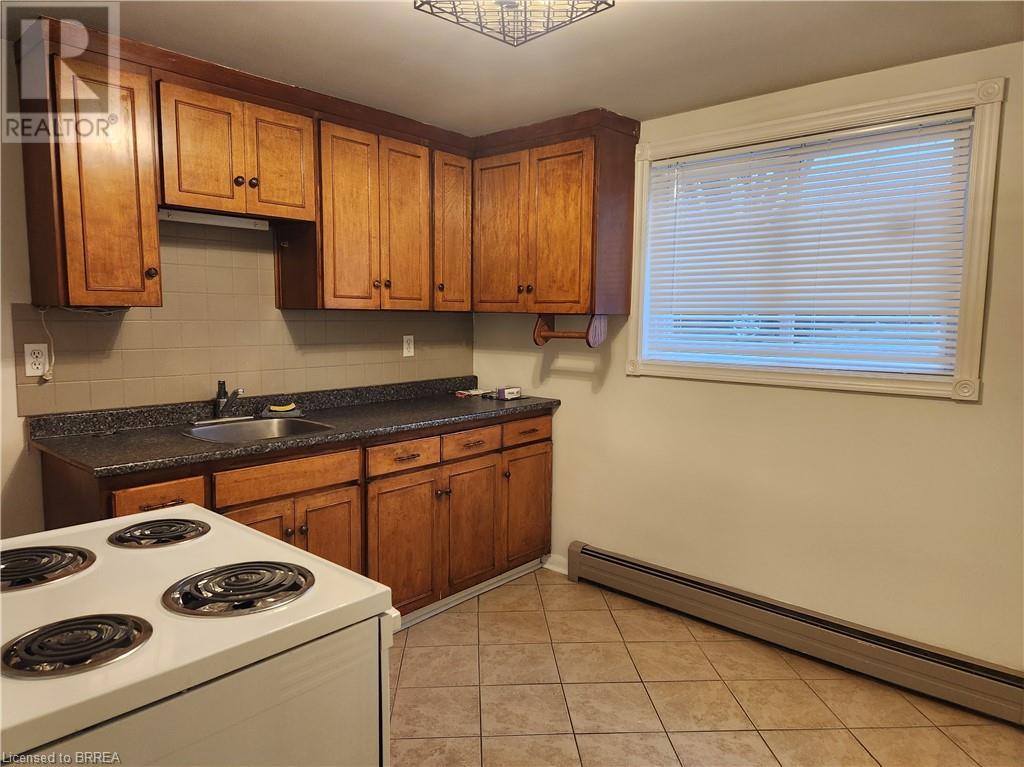 129 BALDWIN Avenue Unit# Lower