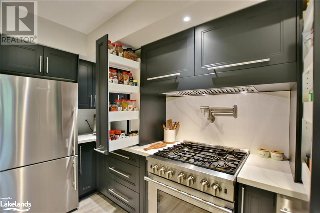 796404 19 GREY Road Unit# 204