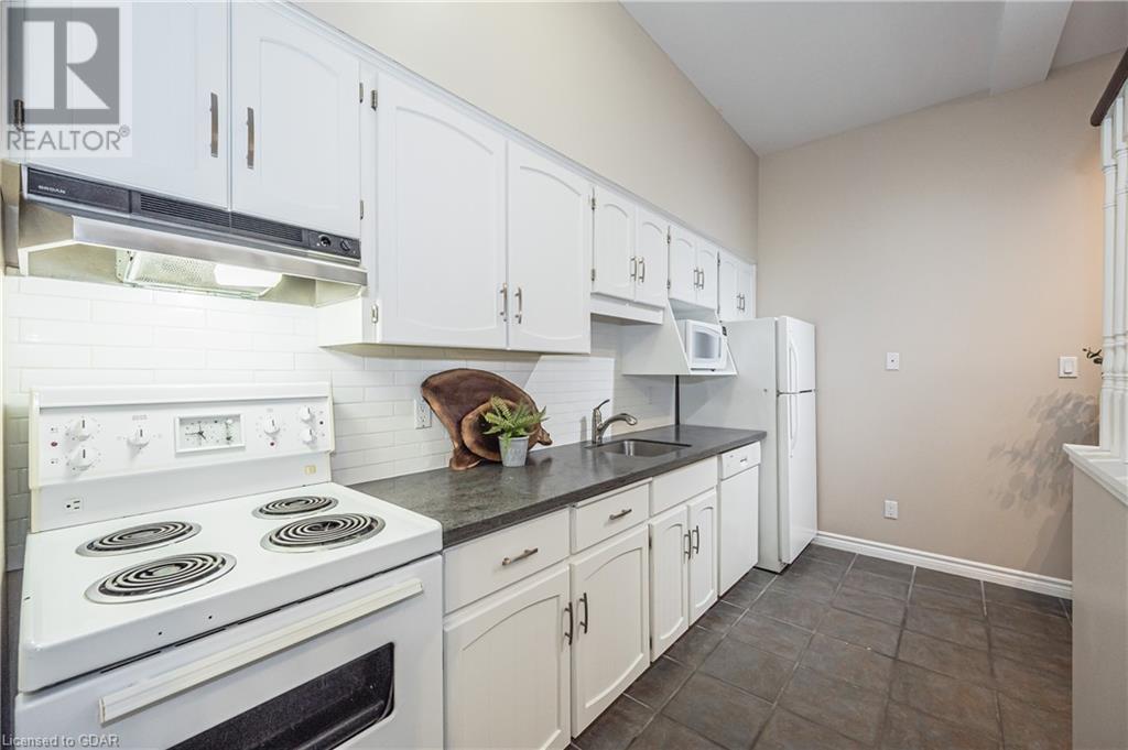 200 WOOLWICH Street Unit# 204