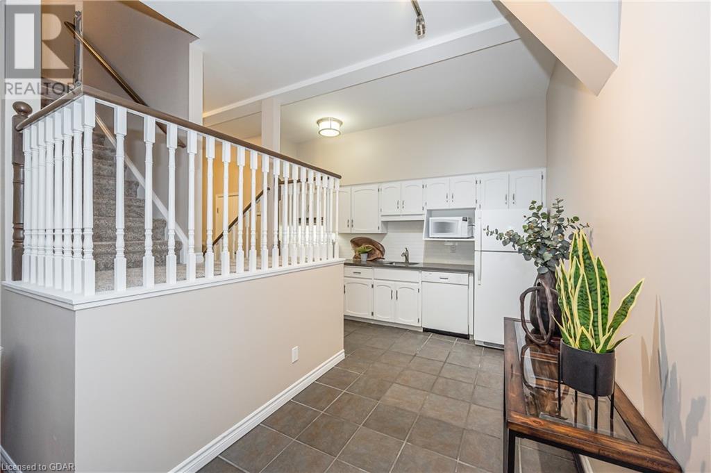 200 WOOLWICH Street Unit# 204