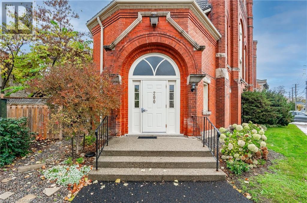 200 WOOLWICH Street Unit# 204