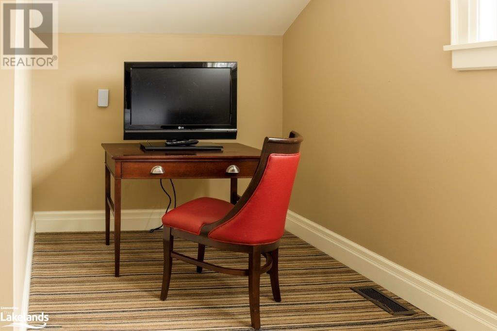 1869 MUSKOKA ROAD 118 HWY W Unit# G101-B1