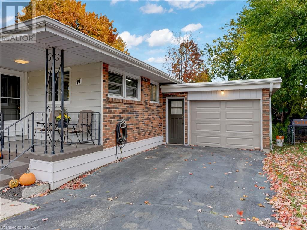 19 RICHARD Avenue