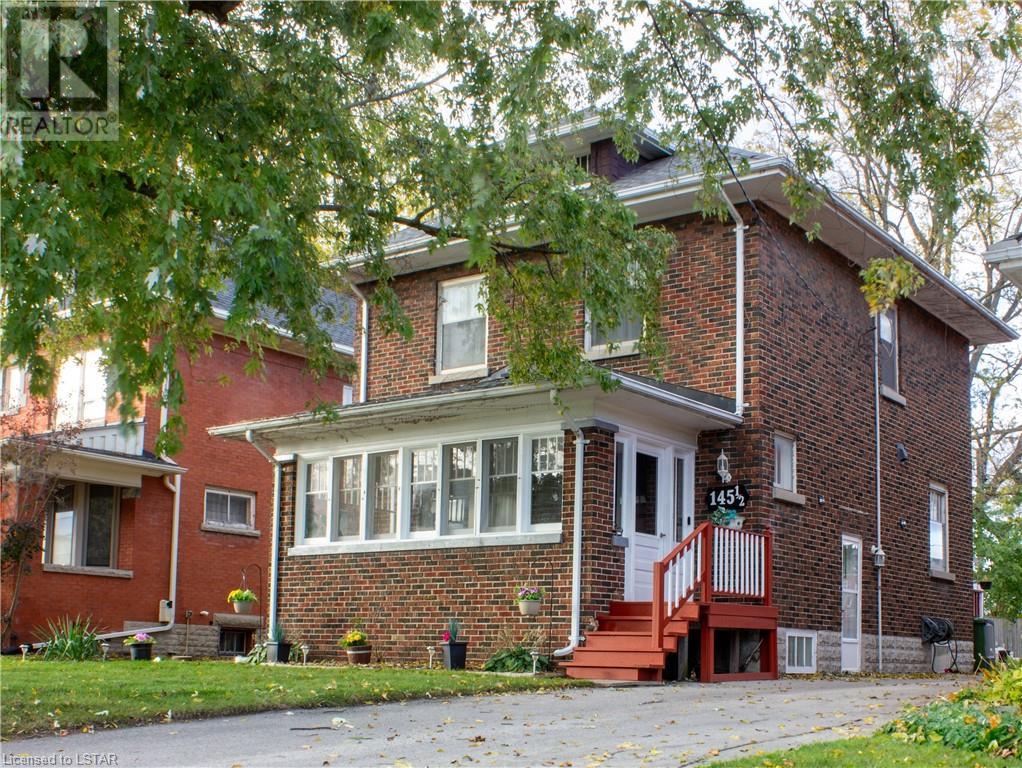 145.5 WELLINGTON Street