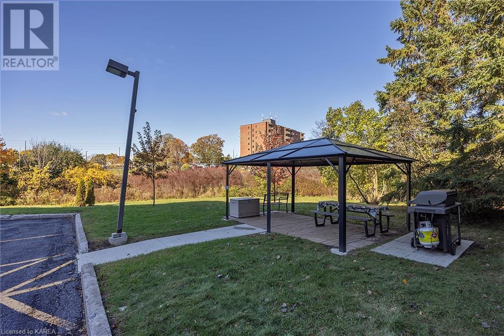 675 DAVIS Drive Unit# 613