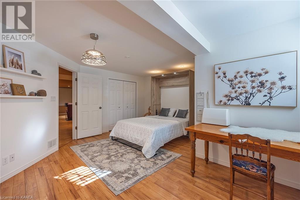 264 HONEYWOOD Avenue