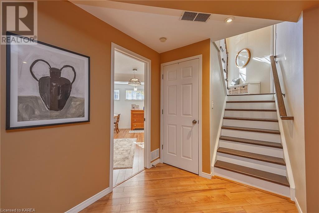 264 HONEYWOOD Avenue
