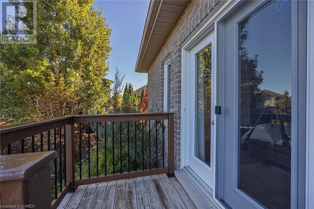 264 HONEYWOOD Avenue