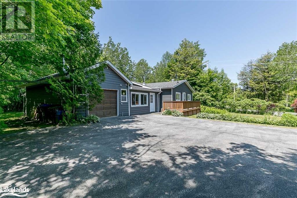 2440 CHAMPLAIN Road