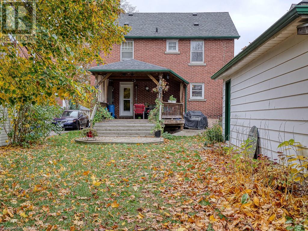 277 VANSITTART Avenue