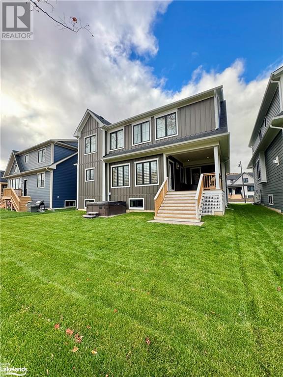 104 BLACK WILLOW Crescent