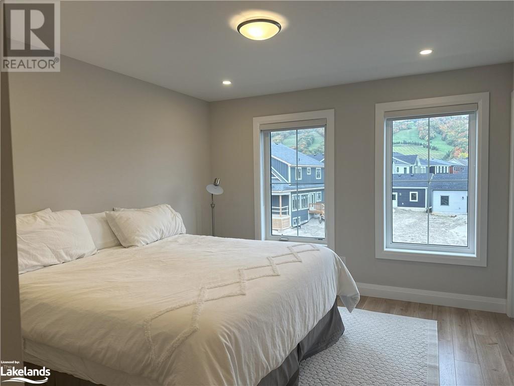 104 BLACK WILLOW Crescent