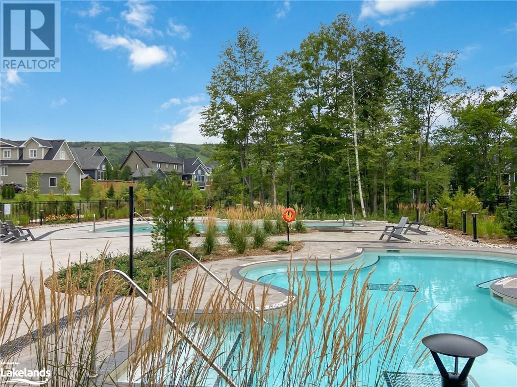 104 BLACK WILLOW Crescent