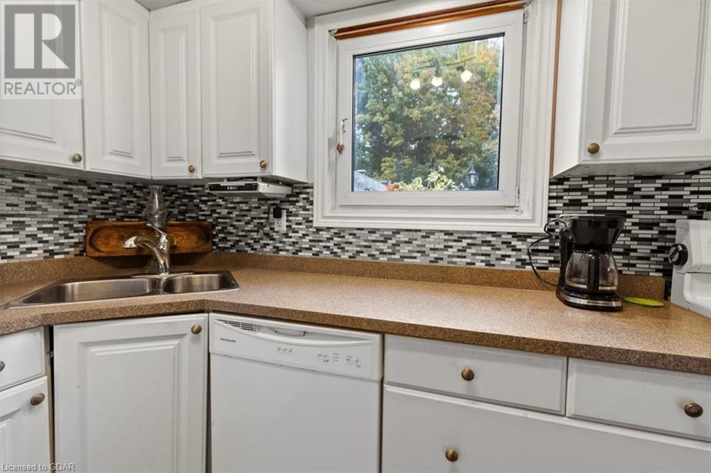 297 WELLINGTON RD 7