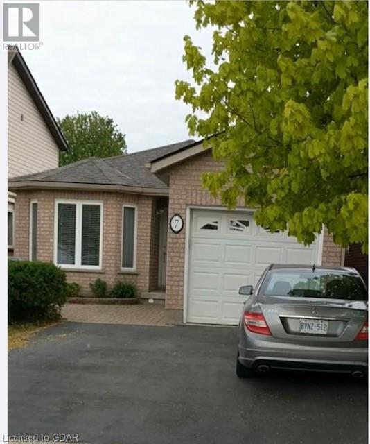 7 BUSHMILLS Crescent