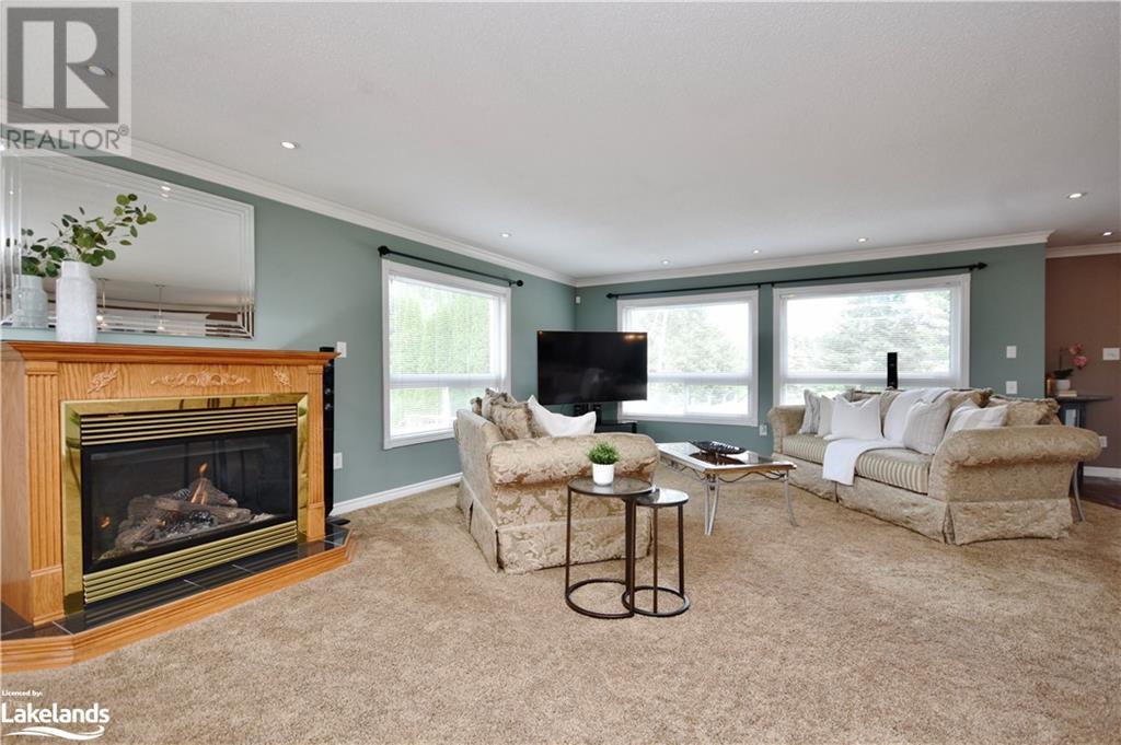 60 CHERRY SANDS Crescent