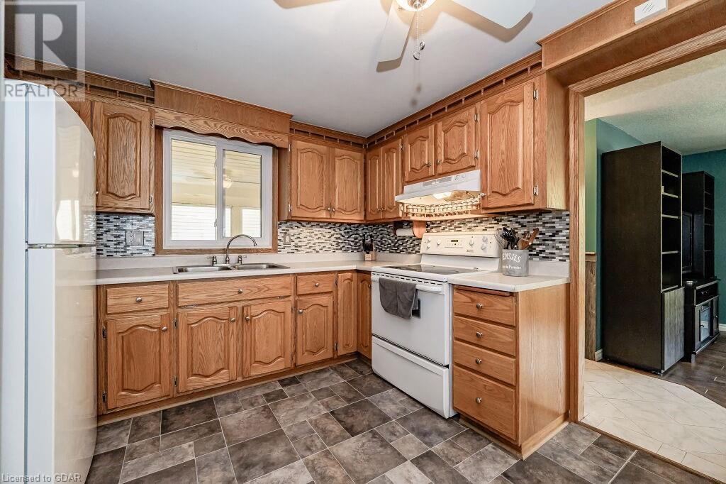47 MAYFIELD Avenue