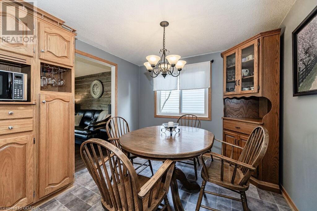 47 MAYFIELD Avenue