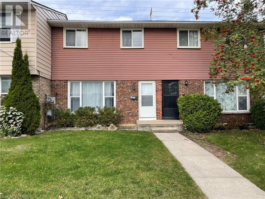 966 AMBERDALE Crescent