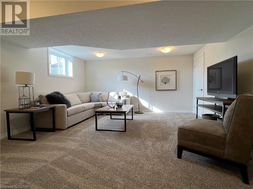 4 BRAUN Avenue