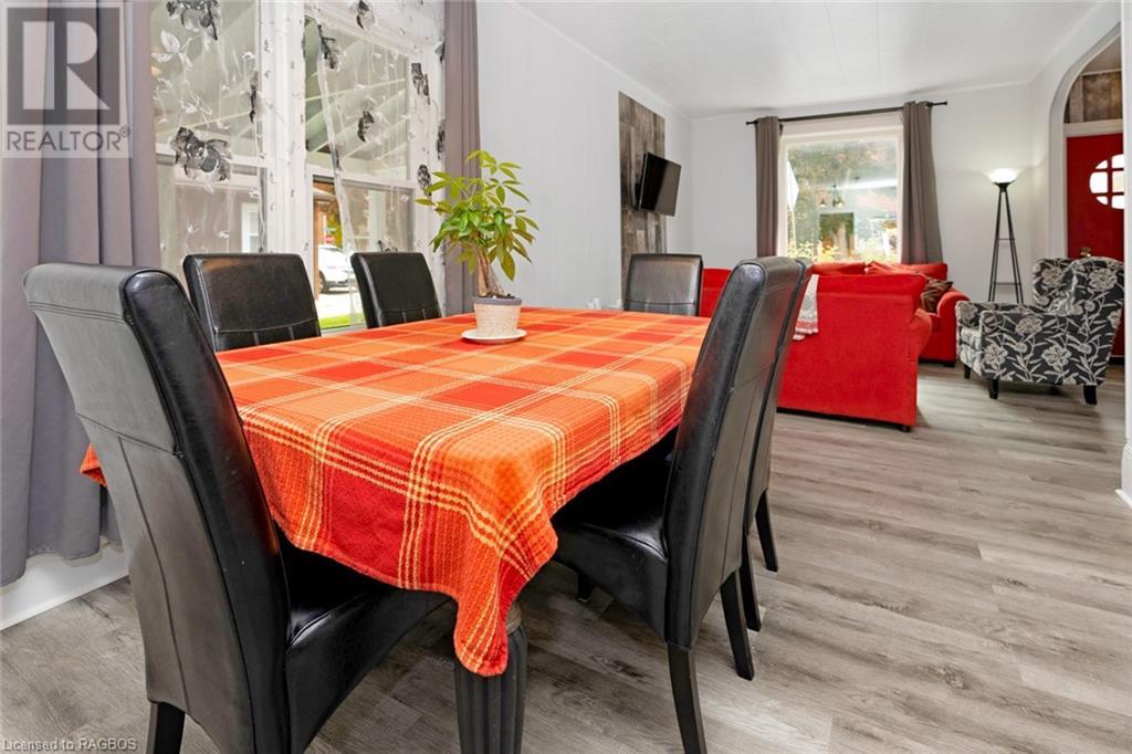 474 14TH Street W