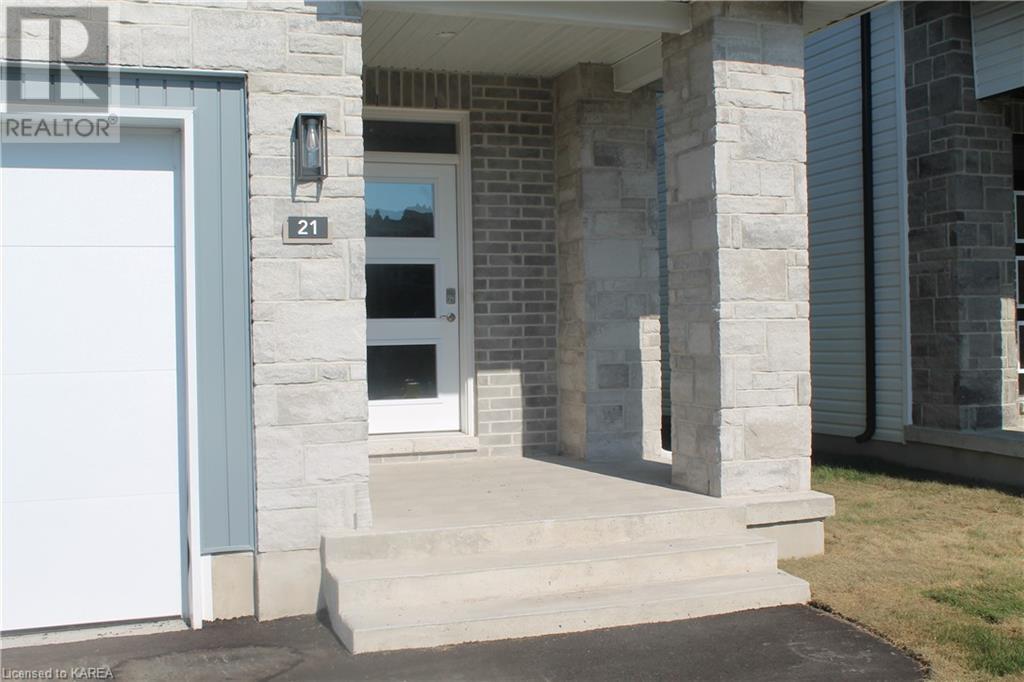 21 WALDEN POND Drive