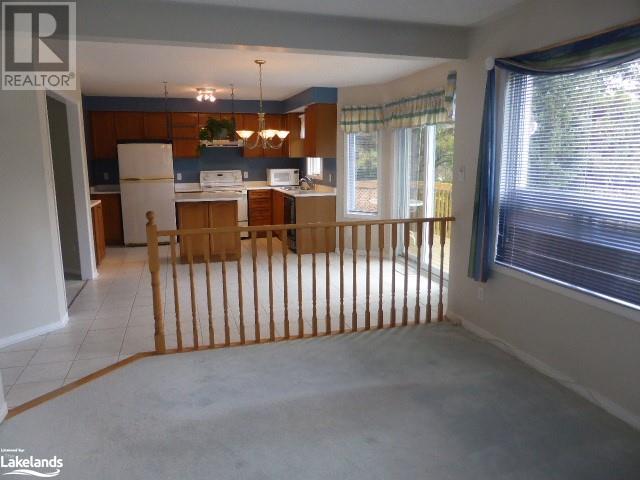 34 LAMONT CREEK Drive