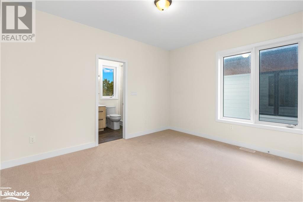 152 SPRINGSIDE Crescent