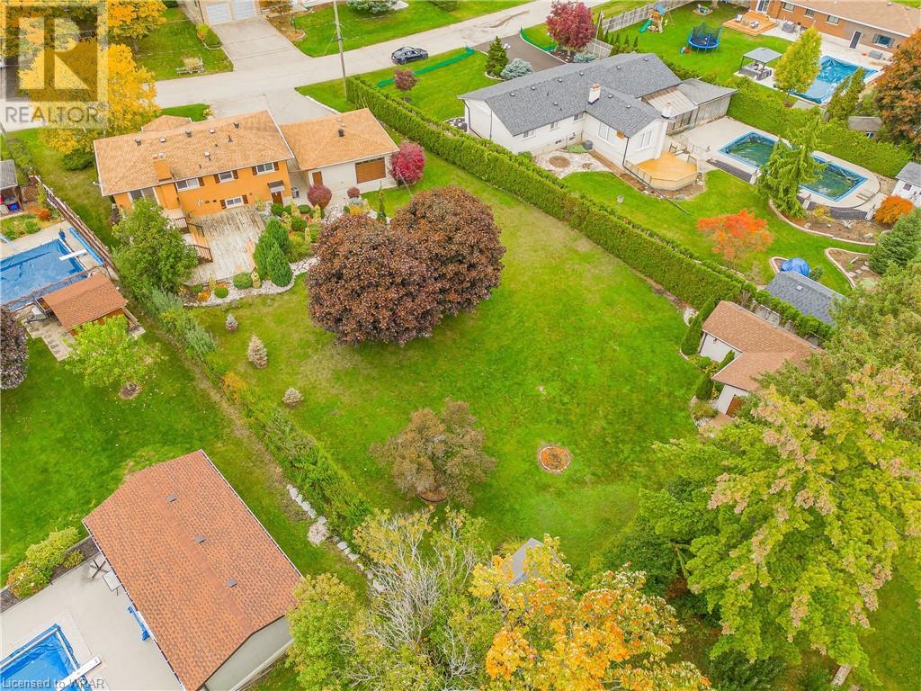 18 SUMMERSIDE Crescent