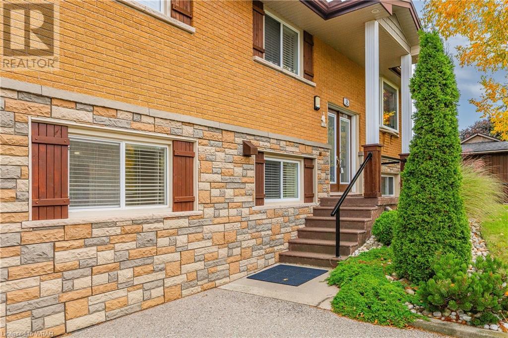 18 SUMMERSIDE Crescent
