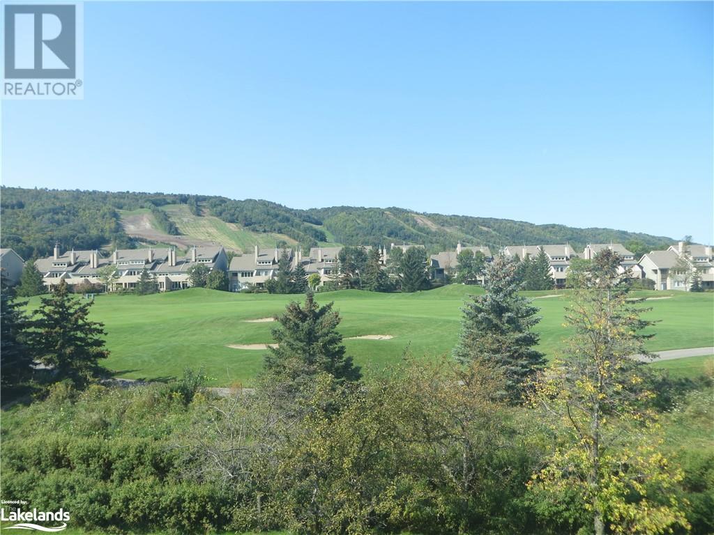 120 FAIRWAY Court Unit# 220
