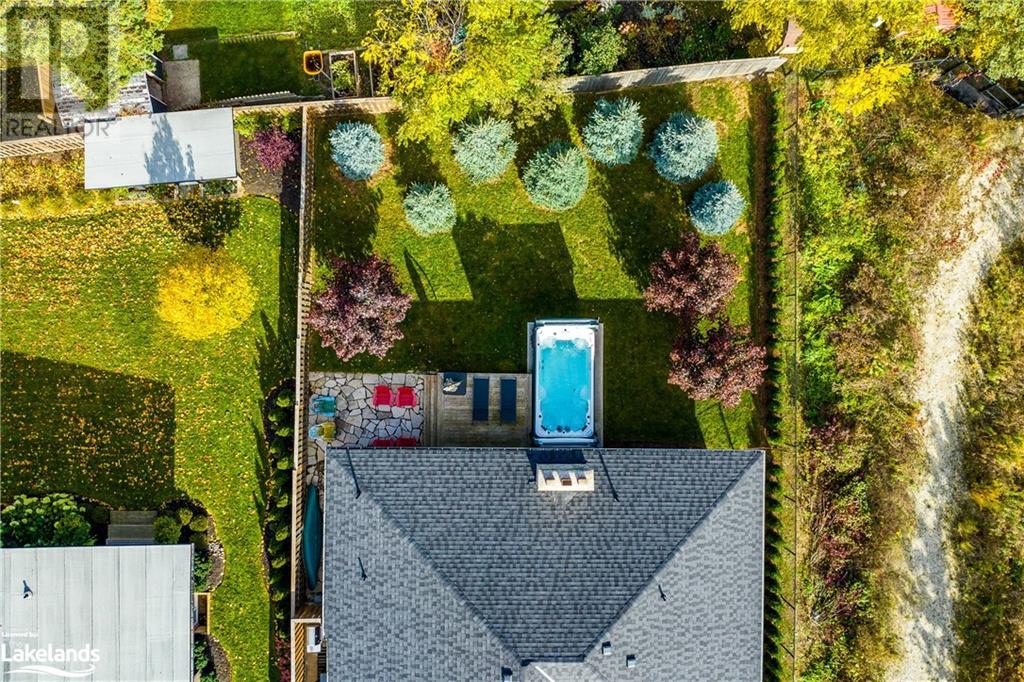 21 GOLFVIEW Drive