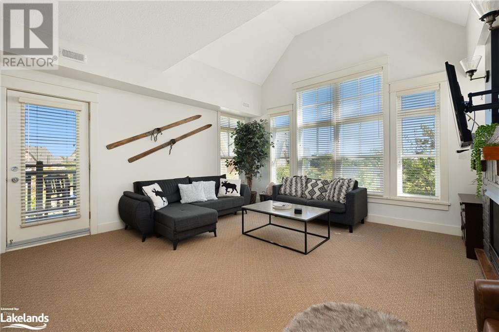 125 FAIRWAY Court Unit# 218