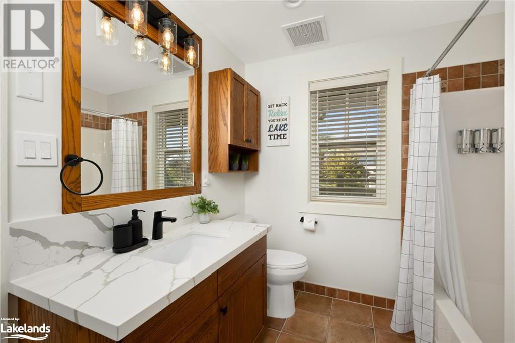 125 FAIRWAY Court Unit# 218