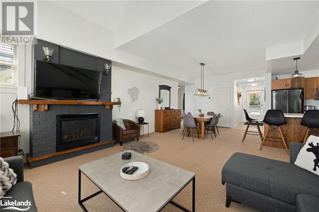 125 FAIRWAY Court Unit# 218