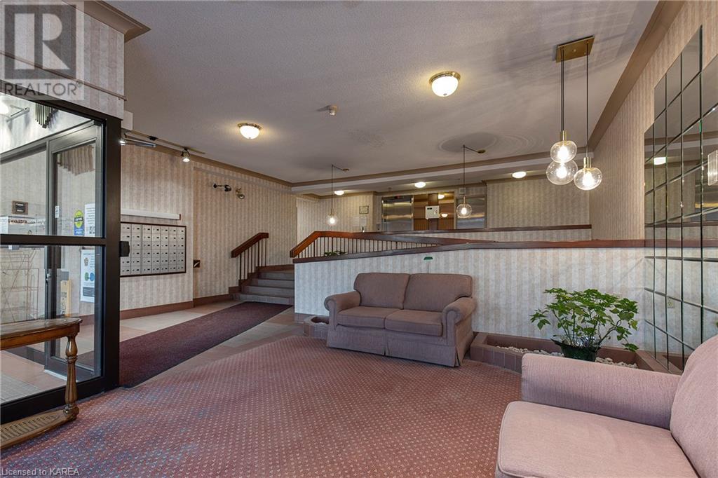14 GREENVIEW Drive Unit# 609