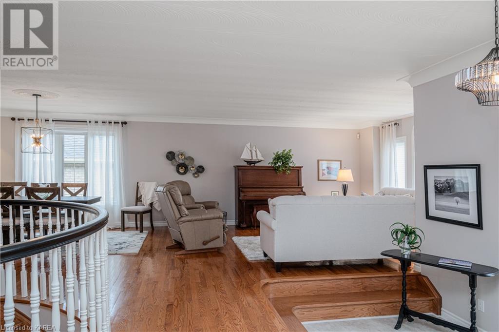 26 KENWOODS Circle