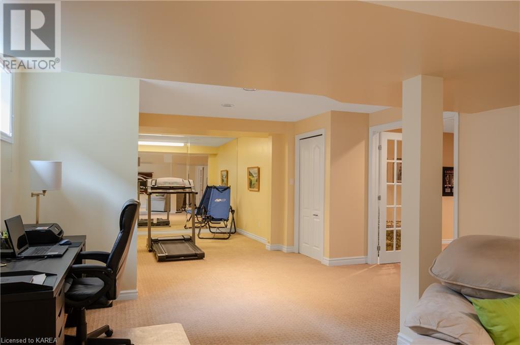 26 KENWOODS Circle