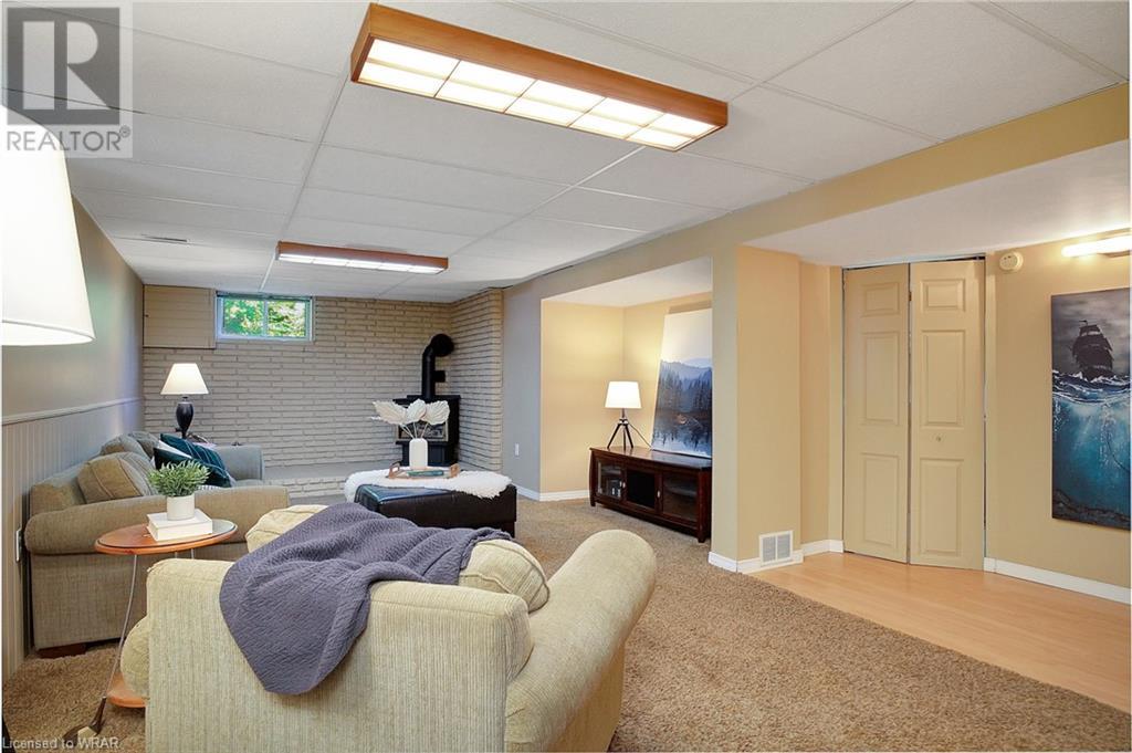 3 KINGSBORO Road