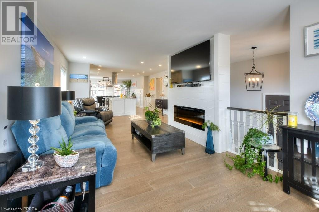 71 KENT Road