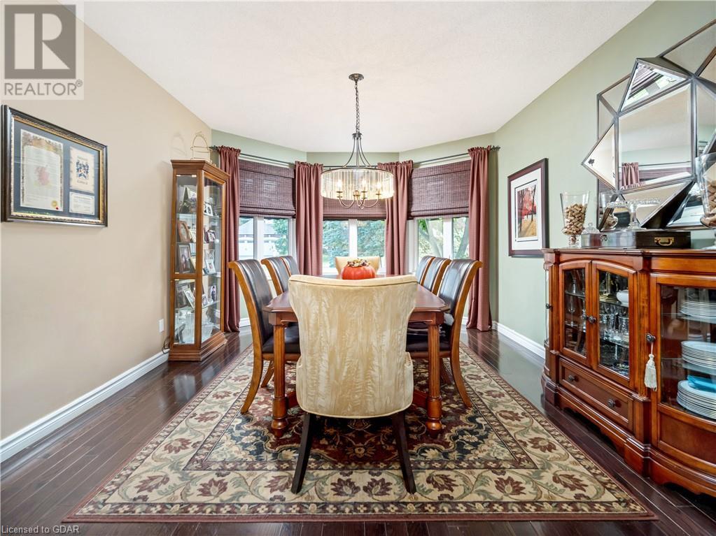 147 LOU'S Boulevard