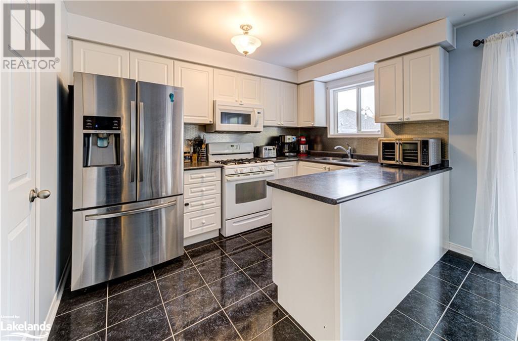 22 SILVERSANDS Crescent