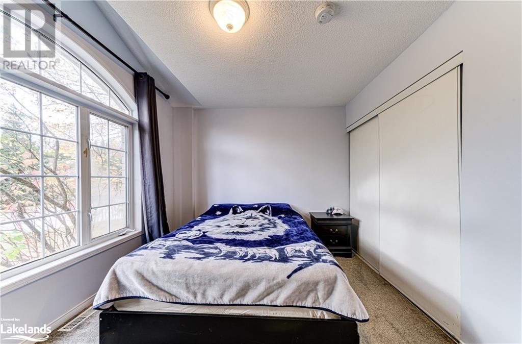 22 SILVERSANDS Crescent