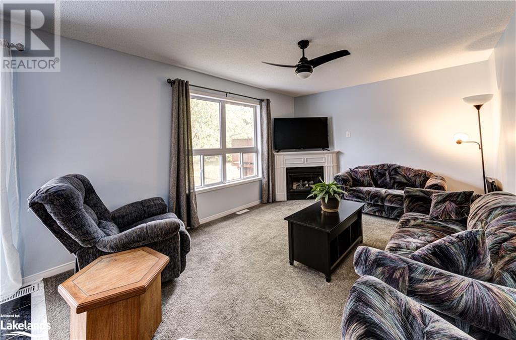 22 SILVERSANDS Crescent