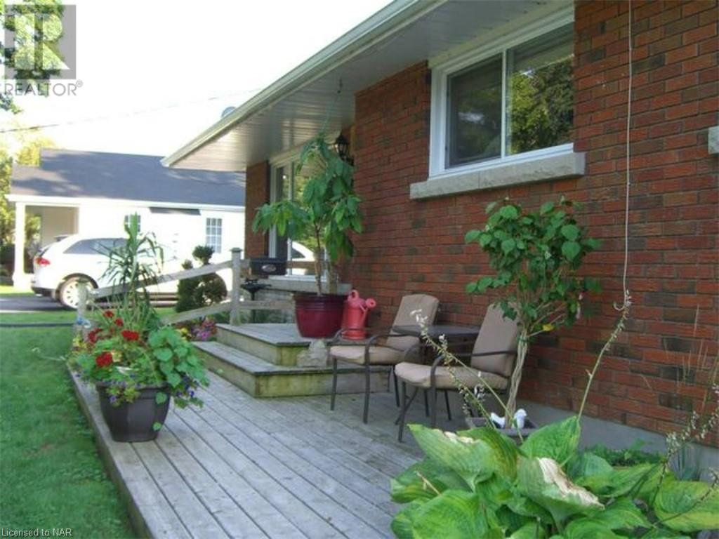 27 CORBETT Avenue